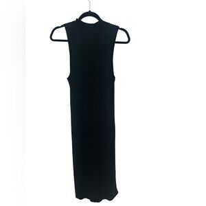 Olive + Oak Sleeveless Fitted Black Maxi Dress